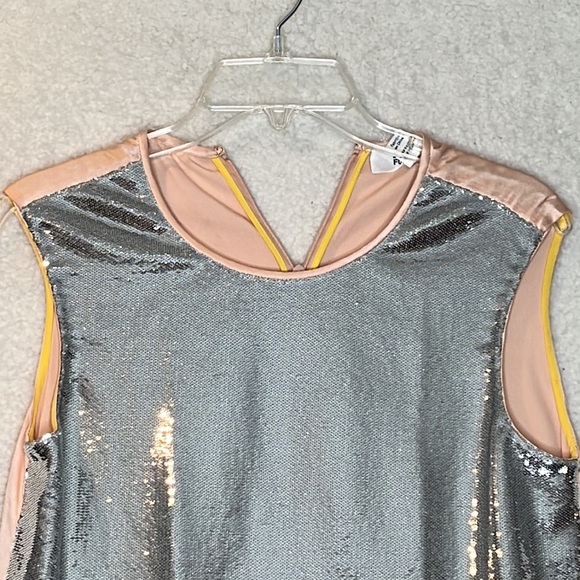 NWOT  Diane von Furstenberg Womens Sparkle Silver Top Blouse Shirt S SMALL - Picture 2 of 7